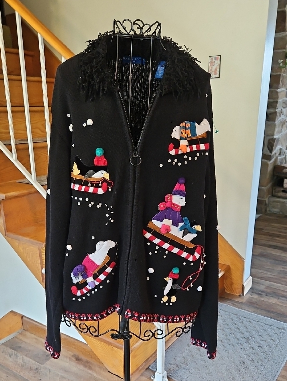 👚Karen Scott Christmas Cardigan